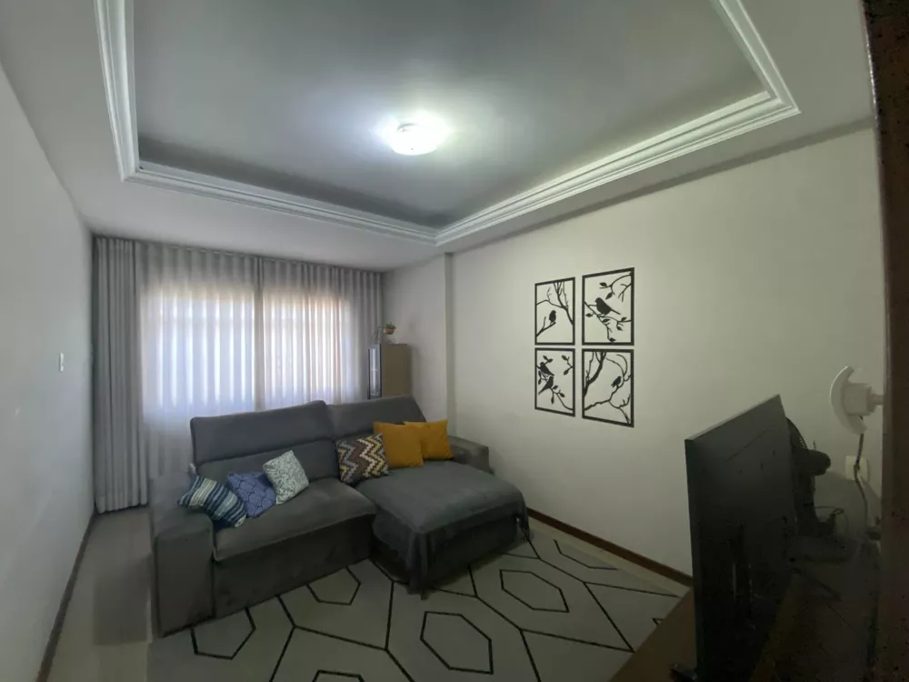 Casa à venda com 3 quartos, 162m² - Foto 3