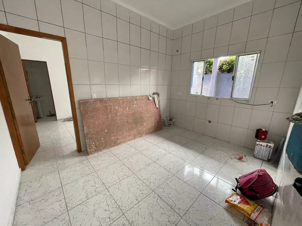 Casa à venda com 2 quartos, 60m² - Foto 8