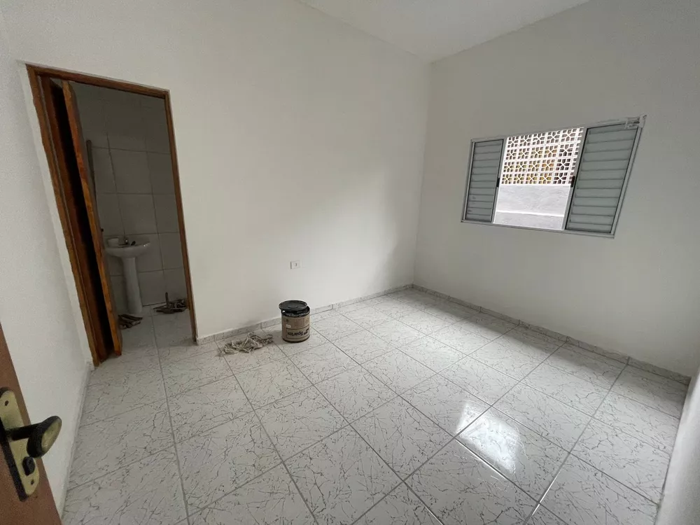 Casa à venda com 2 quartos, 60m² - Foto 5