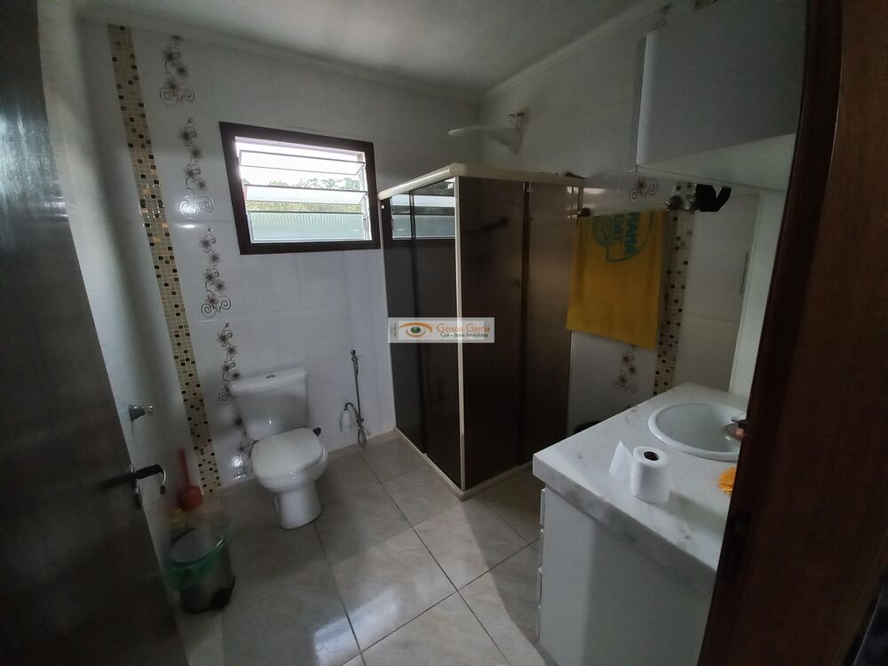 Casa, 4 quartos, 262 m² - Foto 1