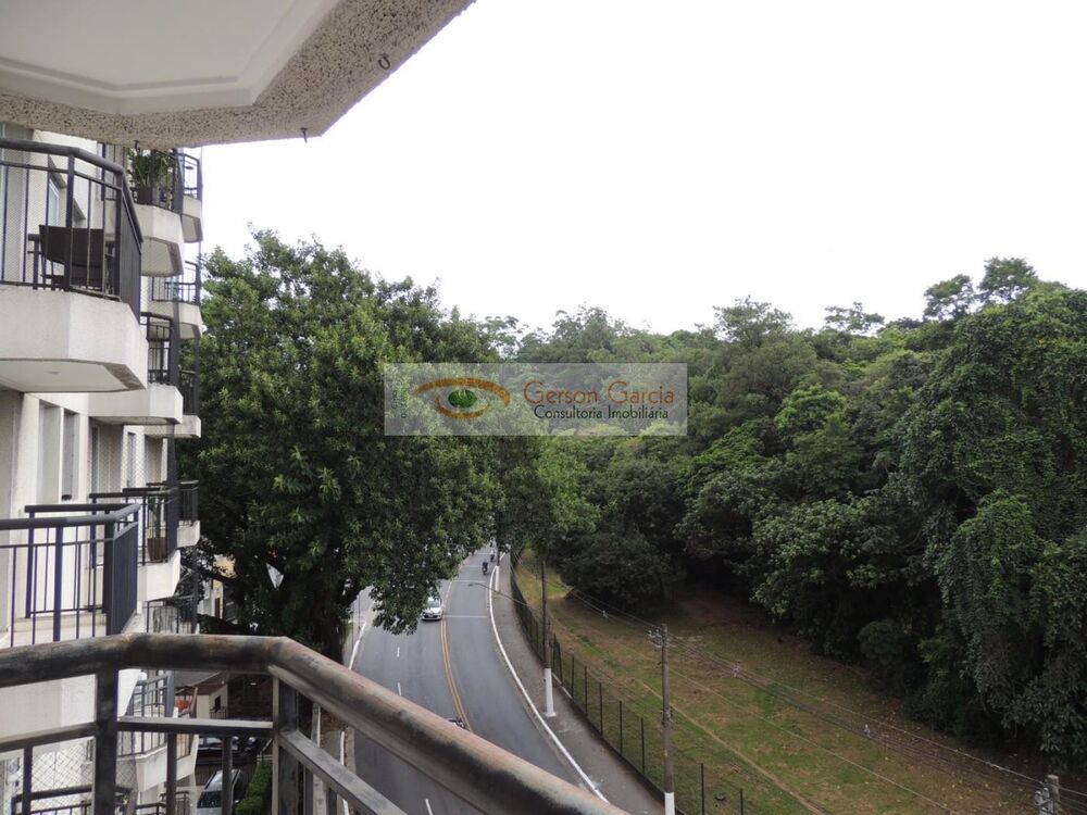 Apartamento à venda com 2 quartos, 62m² - Foto 4