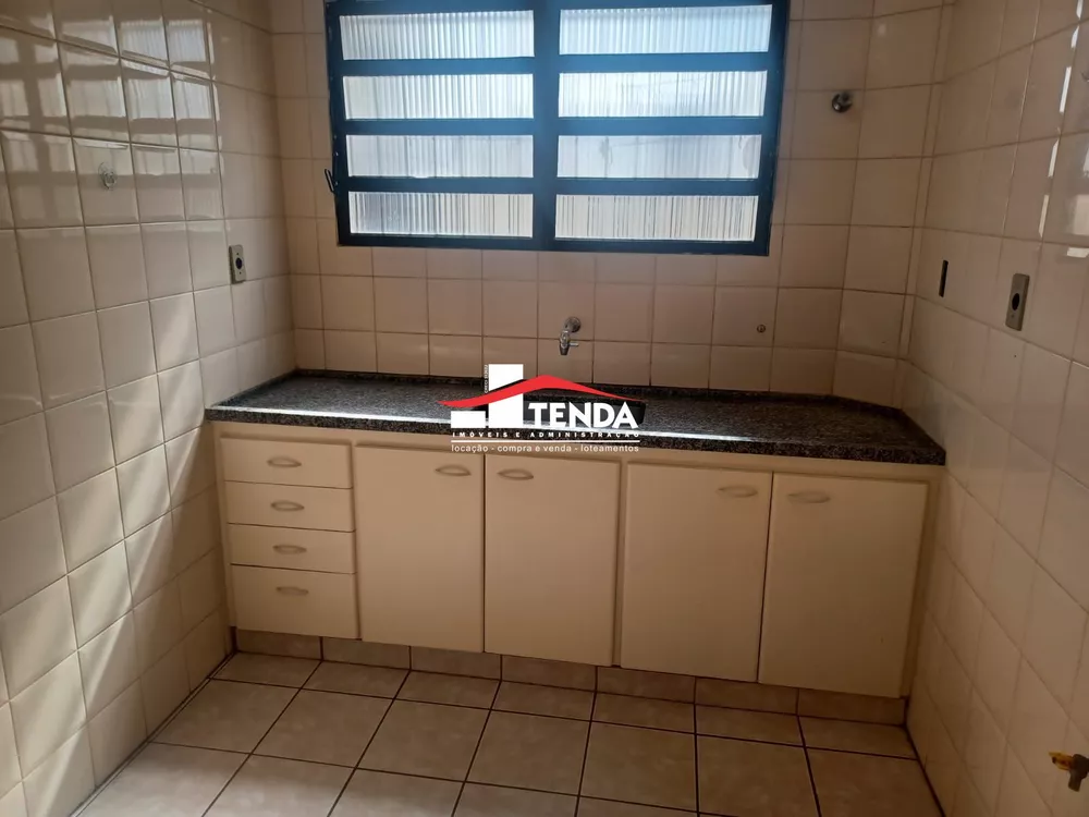 Apartamento à venda com 2 quartos, 70m² - Foto 4