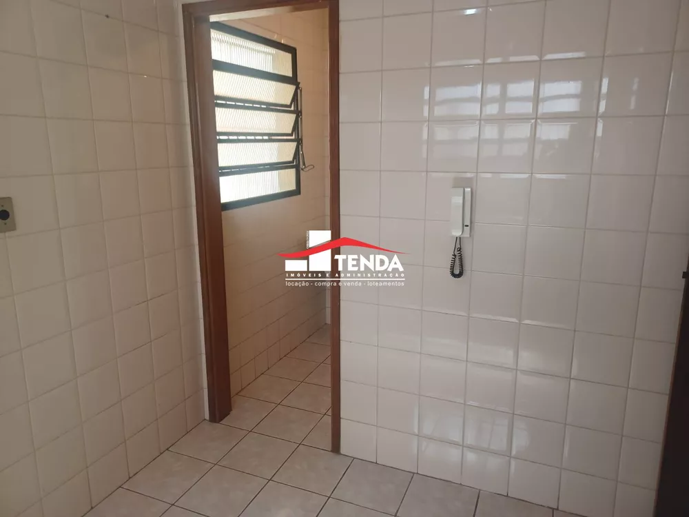 Apartamento à venda com 2 quartos, 70m² - Foto 11