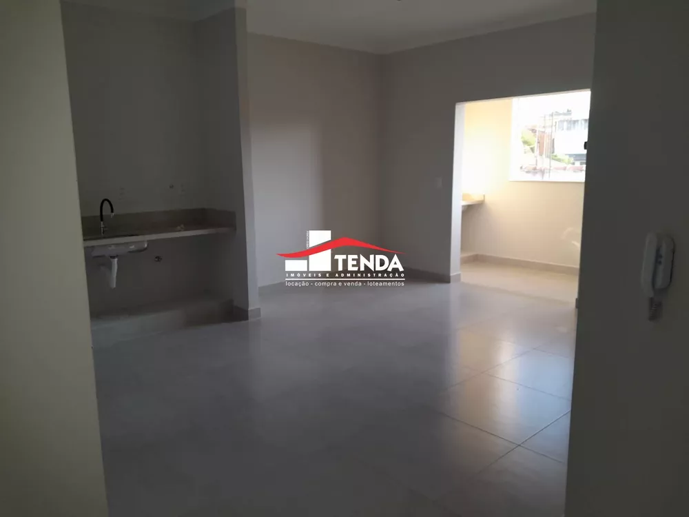 Apartamento à venda com 2 quartos, 78m² - Foto 3