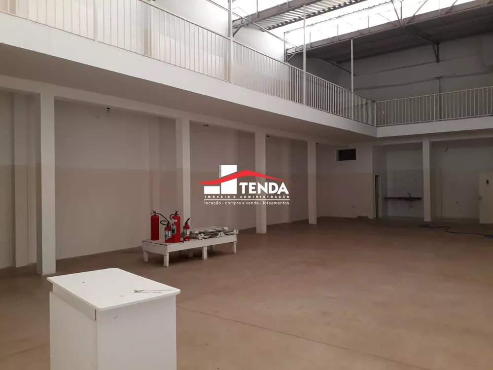 Depósito-Galpão-Armazém à venda e aluguel com 3 quartos, 390m² - Foto 3