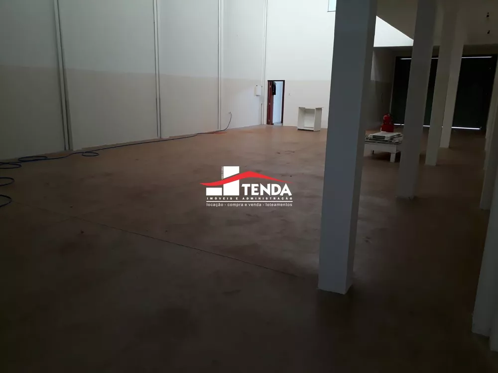 Depósito-Galpão-Armazém à venda e aluguel com 3 quartos, 390m² - Foto 4