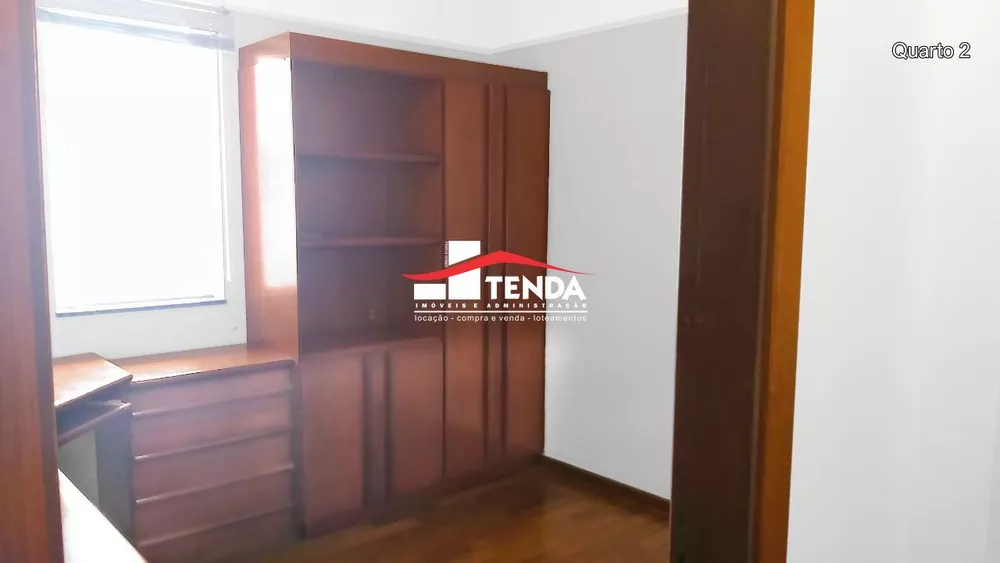 Casa à venda com 2 quartos, 120m² - Foto 2