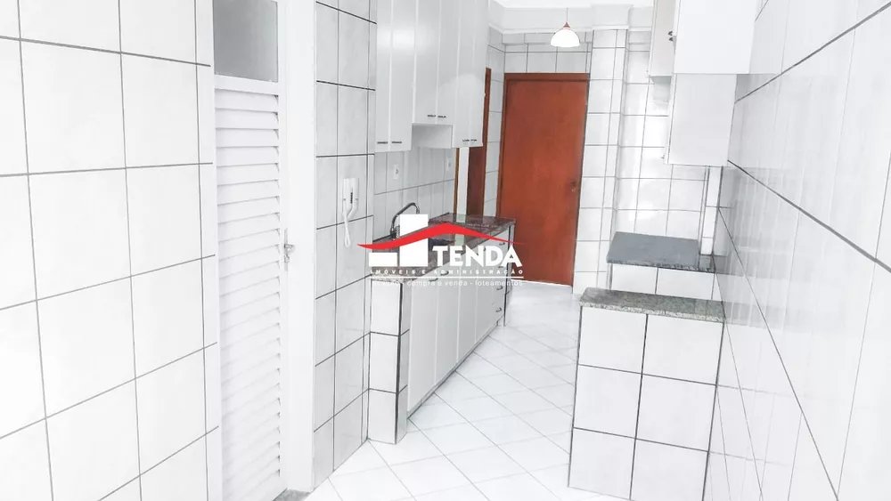 Apartamento à venda com 3 quartos, 104m² - Foto 3