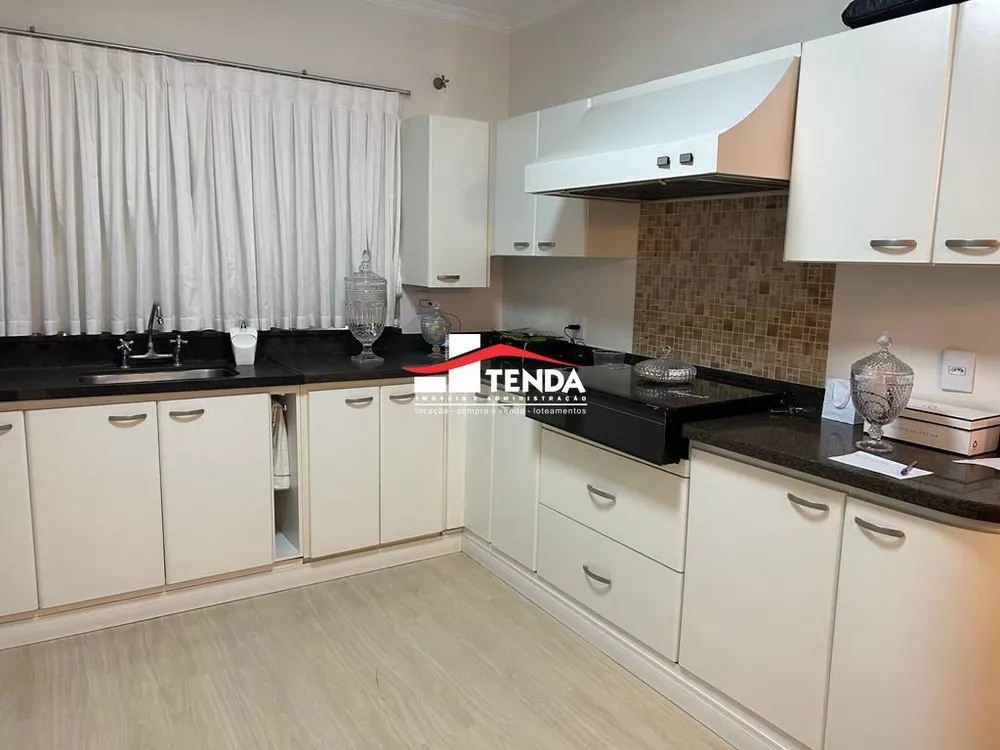 Casa à venda com 4 quartos, 355m² - Foto 6