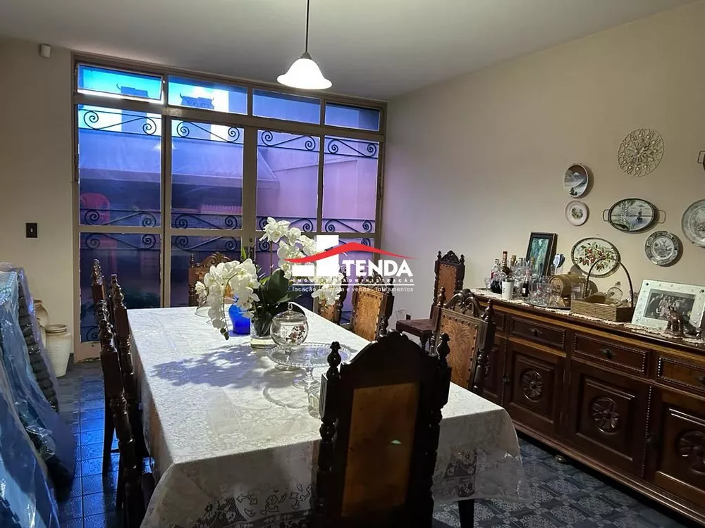 Casa à venda com 4 quartos, 355m² - Foto 3