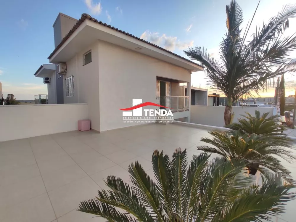 Casa à venda com 4 quartos, 214m² - Foto 4