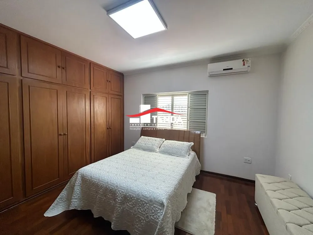 Casa, 4 quartos, 297 m² - Foto 4