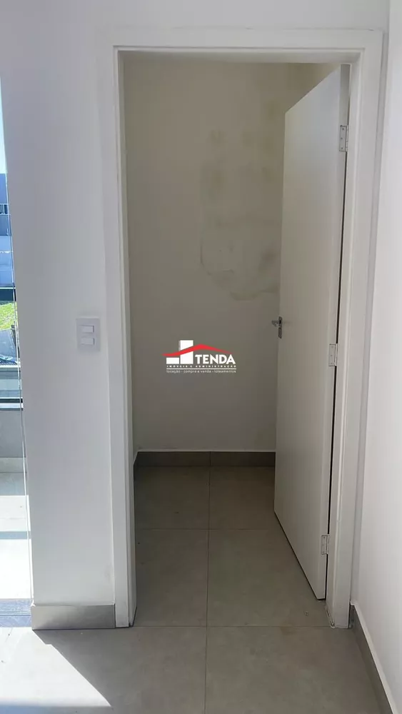 Apartamento à venda com 2 quartos, 70m² - Foto 1