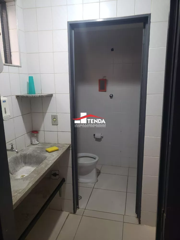 Depósito-Galpão-Armazém para alugar com 1 quarto, 200m² - Foto 8