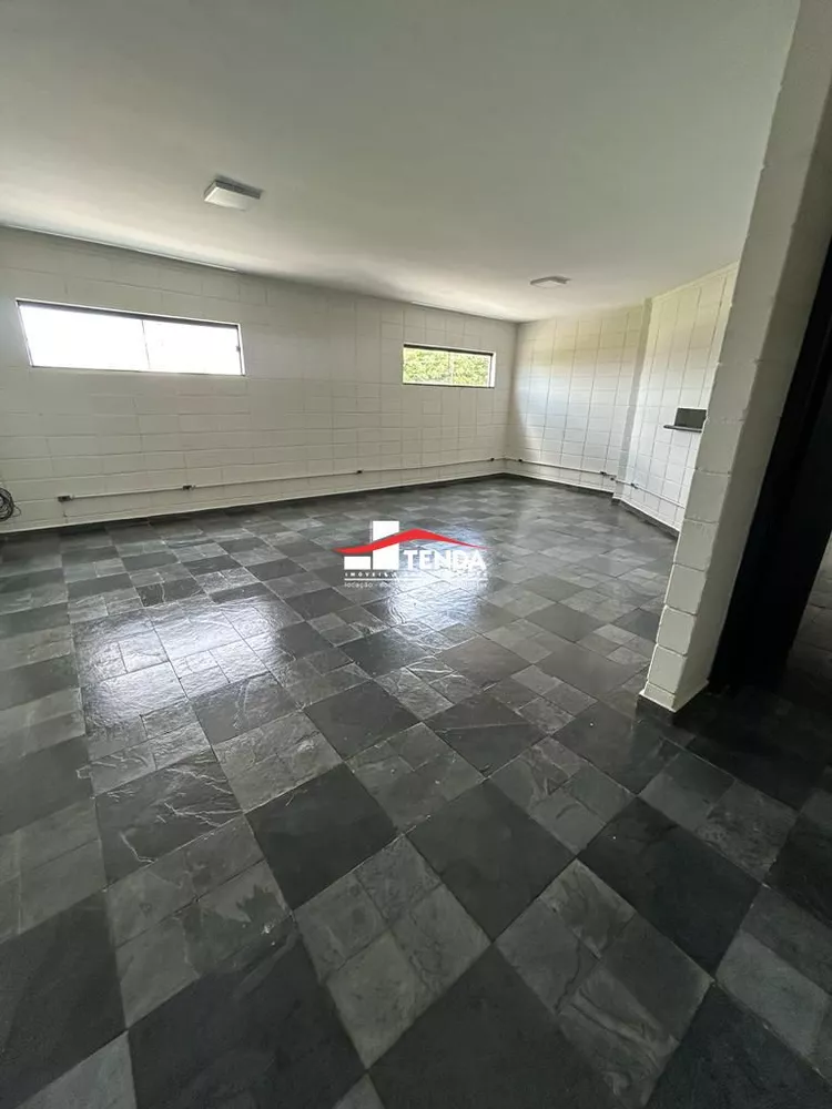 Depósito-Galpão-Armazém para alugar com 4 quartos, 1750m² - Foto 7