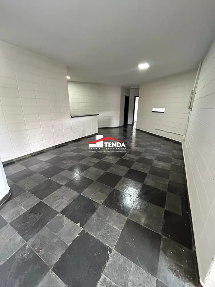 Depósito-Galpão-Armazém para alugar com 4 quartos, 1750m² - Foto 8