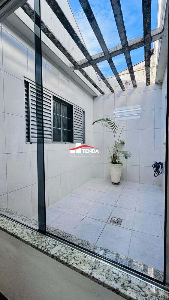 Casa à venda com 3 quartos, 136m² - Foto 3