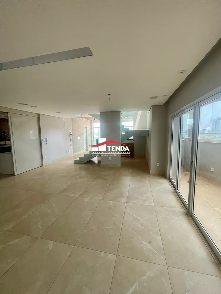 Cobertura para alugar com 3 quartos, 520m² - Foto 2