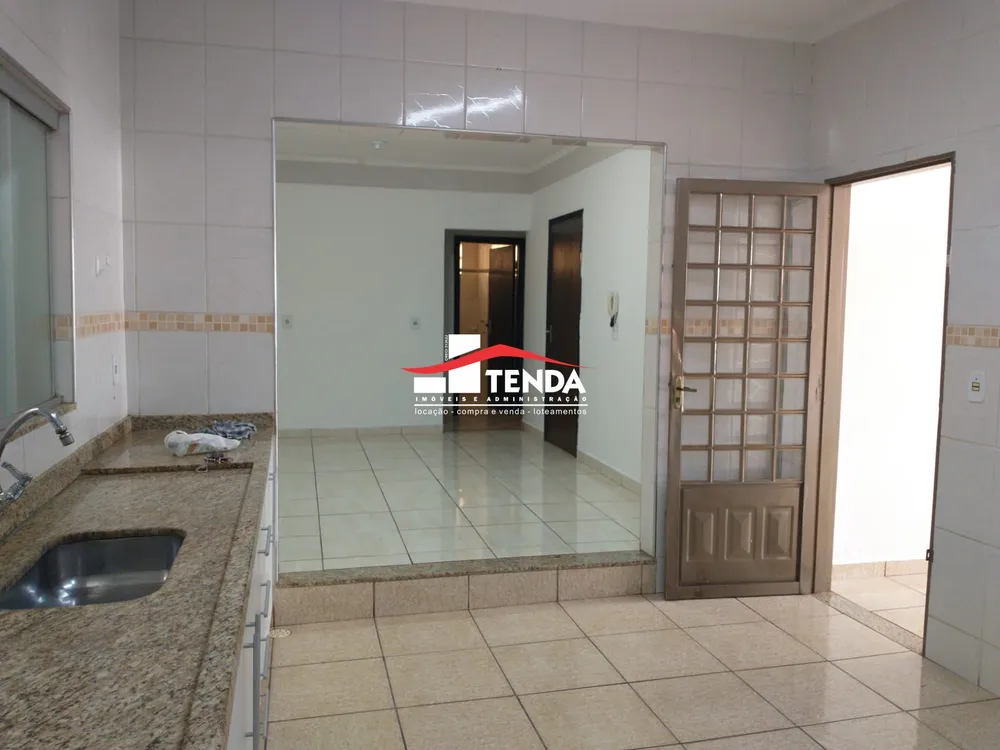 Casa, 2 quartos, 198 m² - Foto 13