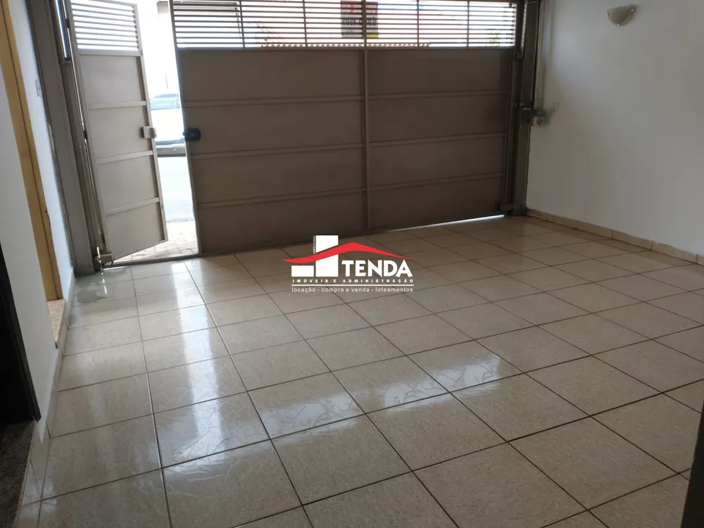 Casa à venda com 2 quartos, 198m² - Foto 1