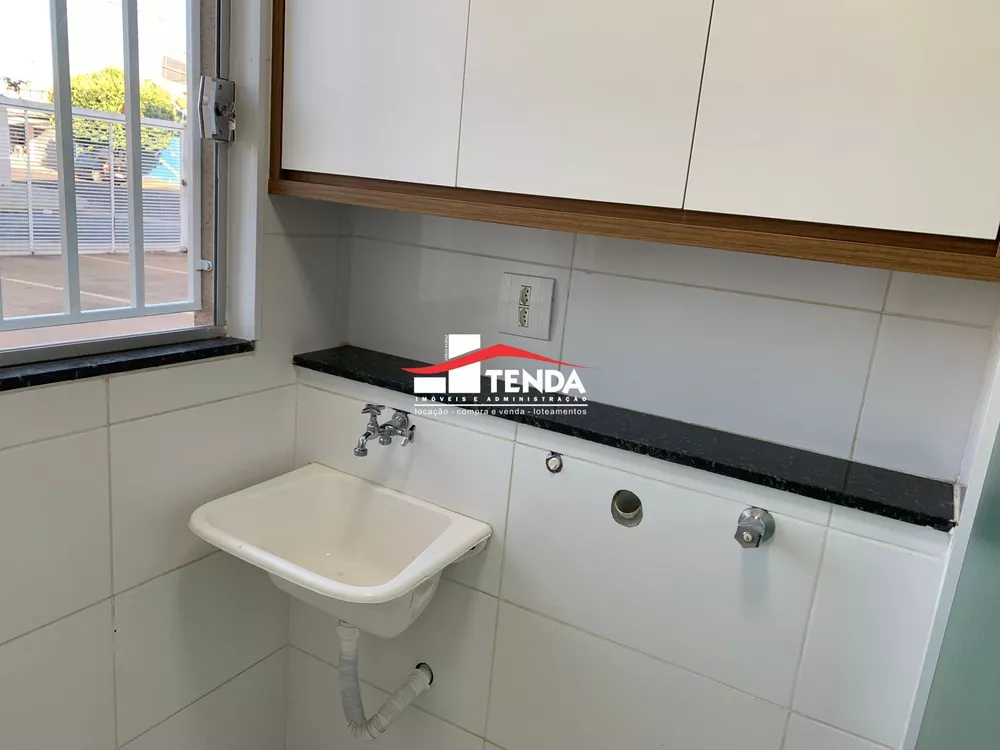 Apartamento à venda com 2 quartos, 65m² - Foto 3