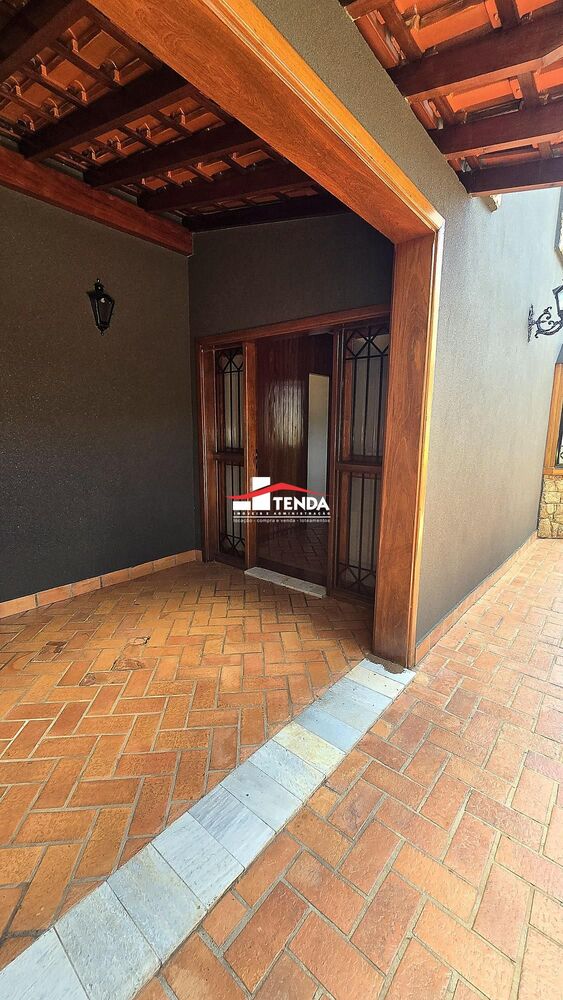 Casa, 4 quartos, 593 m² - Foto 1