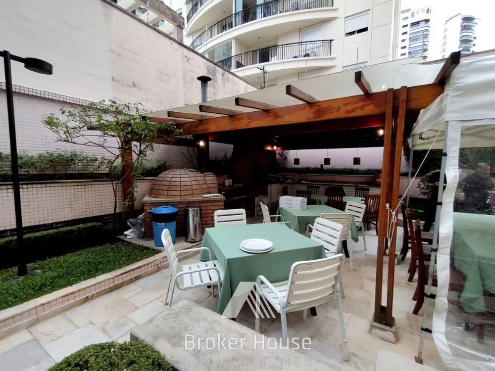 Apartamento, 3 quartos, 156 m² - Foto 1