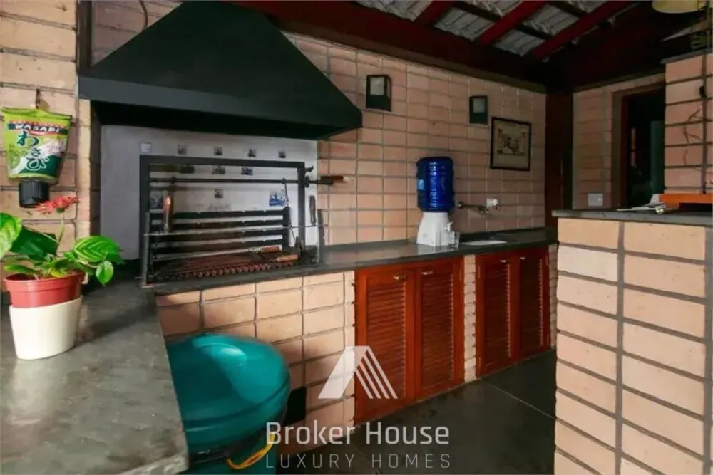 Casa, 4 quartos, 578 m² - Foto 1