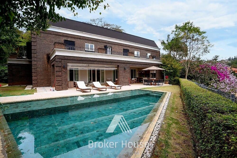 Casa, 5 quartos, 1057 m² - Foto 2