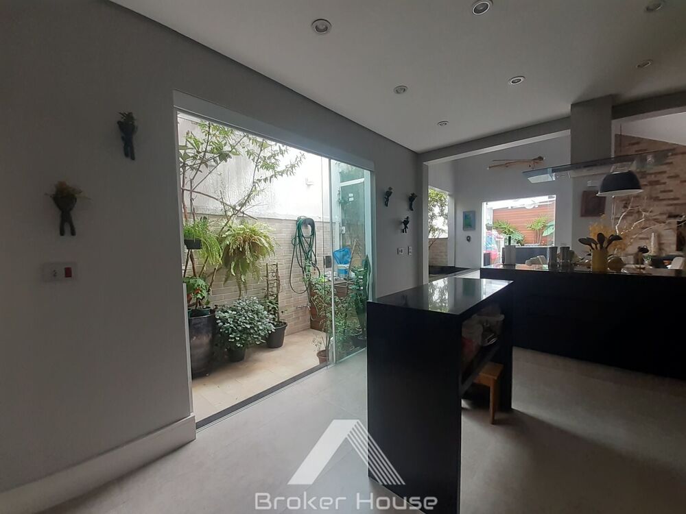 Casa, 3 quartos, 260 m² - Foto 35