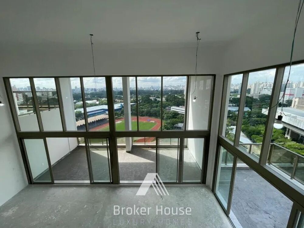 Cobertura à venda com 4 quartos, 483m² - Foto 1