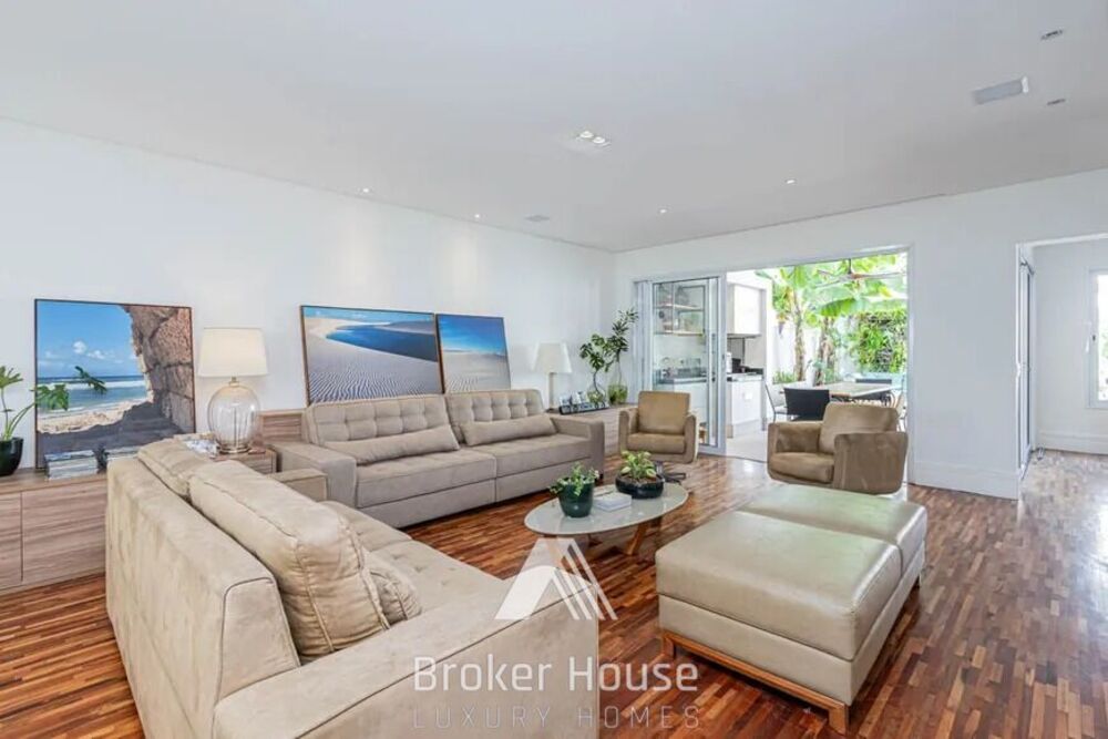 Casa de Condomínio à venda com 4 quartos, 399m² - Foto 13