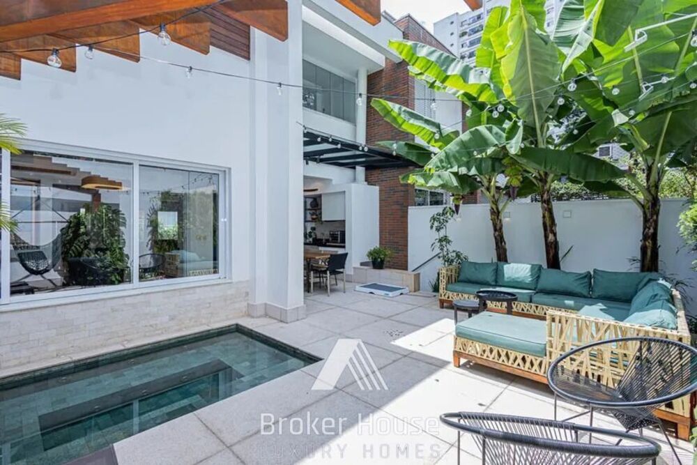 Casa de Condomínio à venda com 4 quartos, 399m² - Foto 1