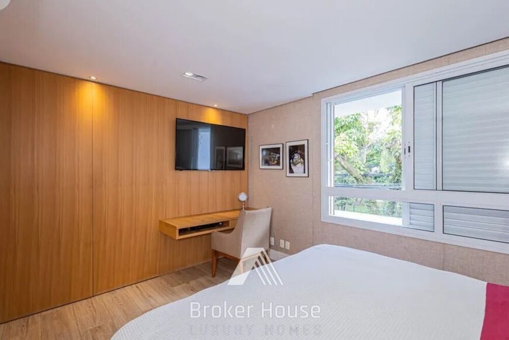Casa de Condomínio à venda com 4 quartos, 399m² - Foto 31