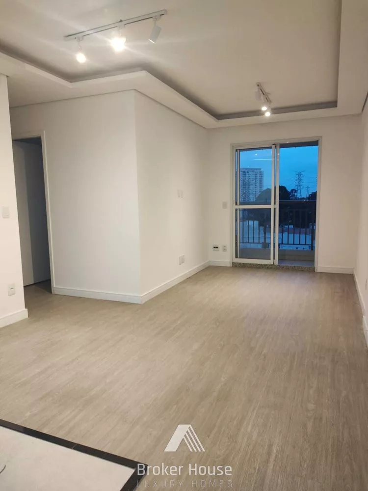 Apartamento à venda com 3 quartos, 66m² - Foto 1