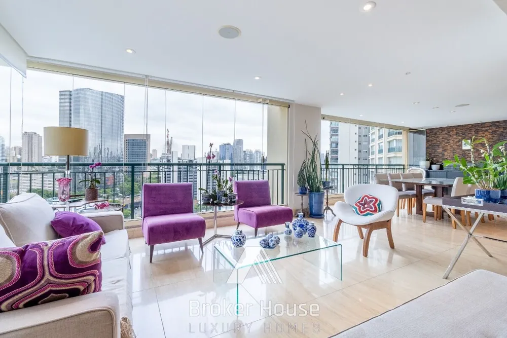 Apartamento, 3 quartos, 205 m² - Foto 2