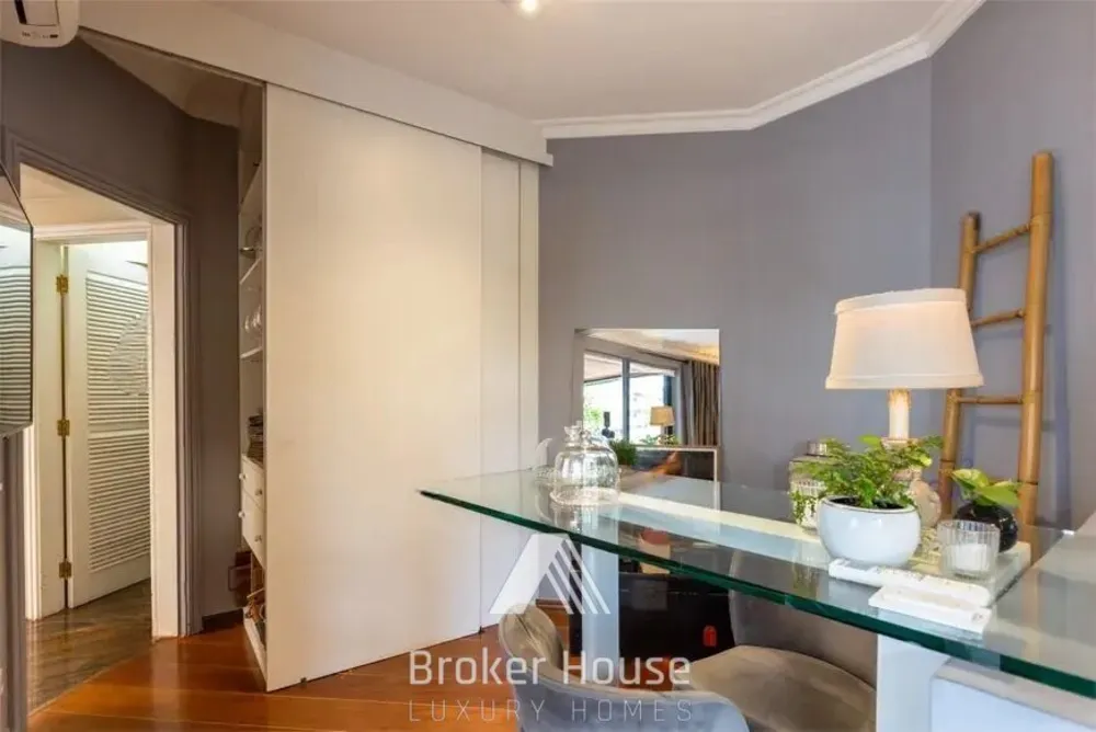 Apartamento, 4 quartos, 280 m² - Foto 1