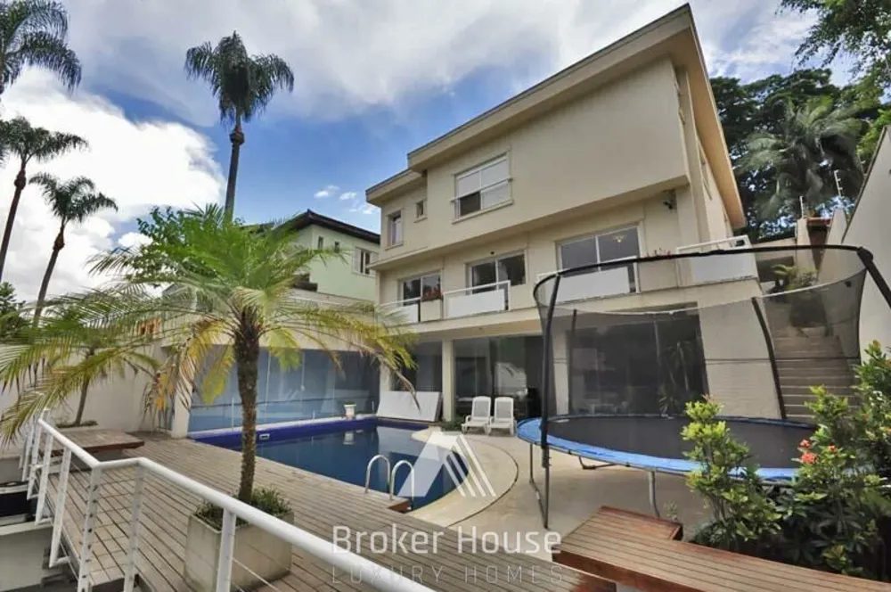 Casa, 4 quartos, 630 m² - Foto 1