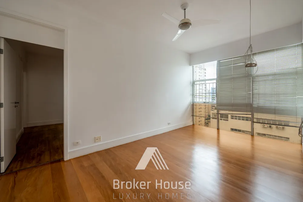 Apartamento, 3 quartos, 240 m² - Foto 1