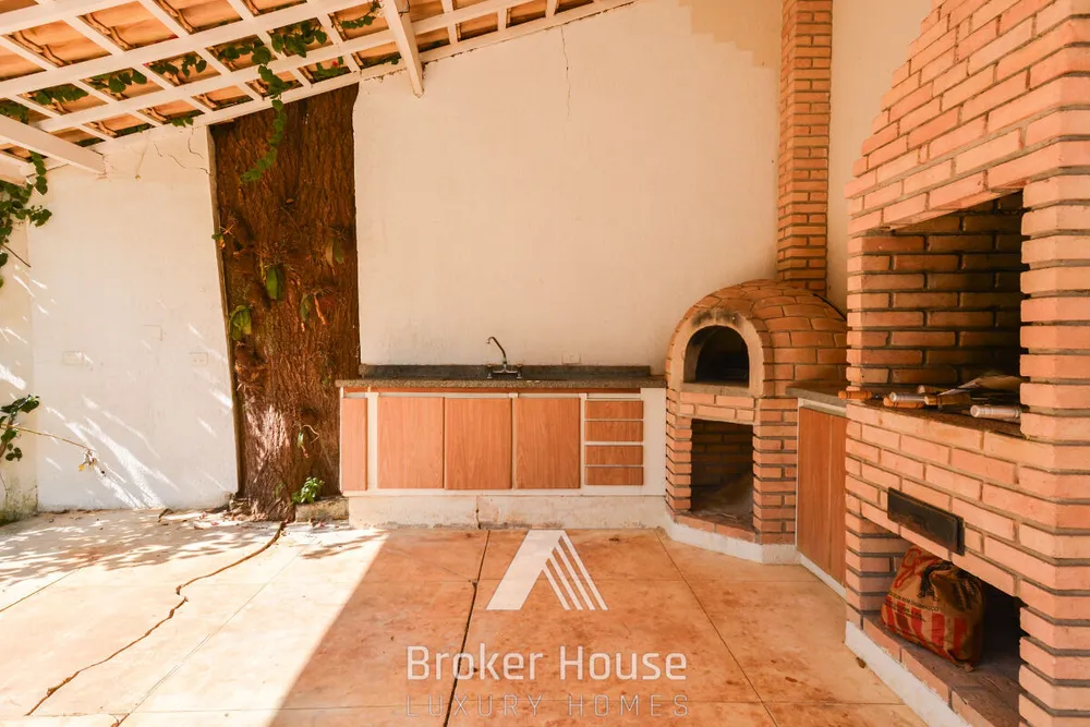 Casa, 5 quartos, 299 m² - Foto 1