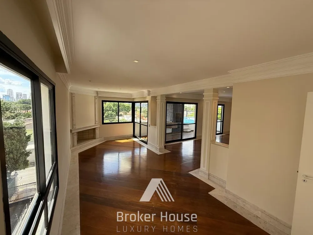 Apartamento, 3 quartos, 216 m² - Foto 2