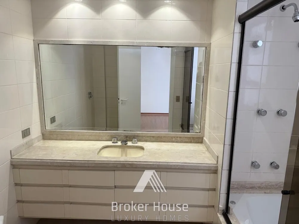 Apartamento, 3 quartos, 216 m² - Foto 3
