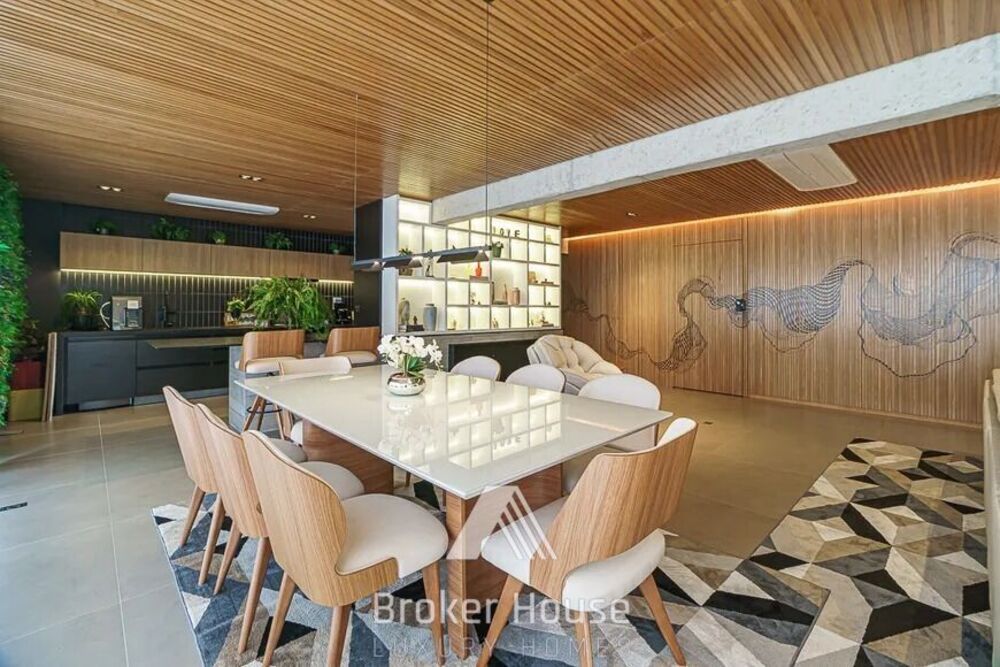 Apartamento, 3 quartos, 213 m² - Foto 1