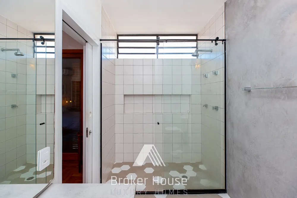 Casa, 3 quartos, 256 m² - Foto 1