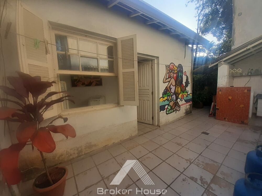 Casa à venda com 3 quartos, 146m² - Foto 3