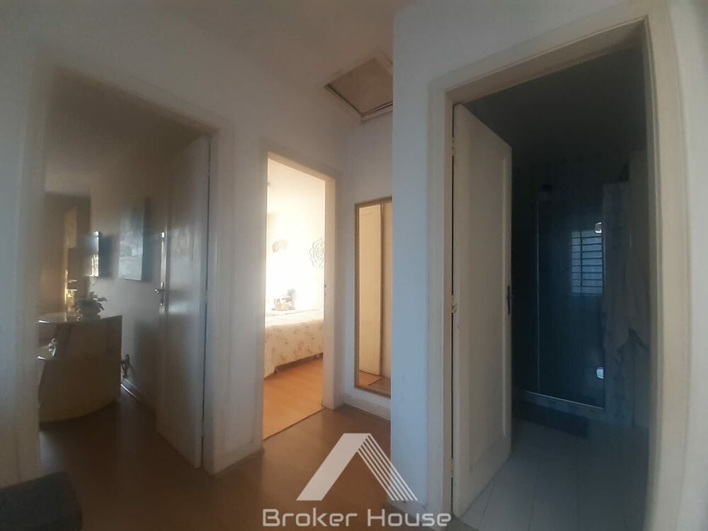 Casa à venda com 3 quartos, 146m² - Foto 1