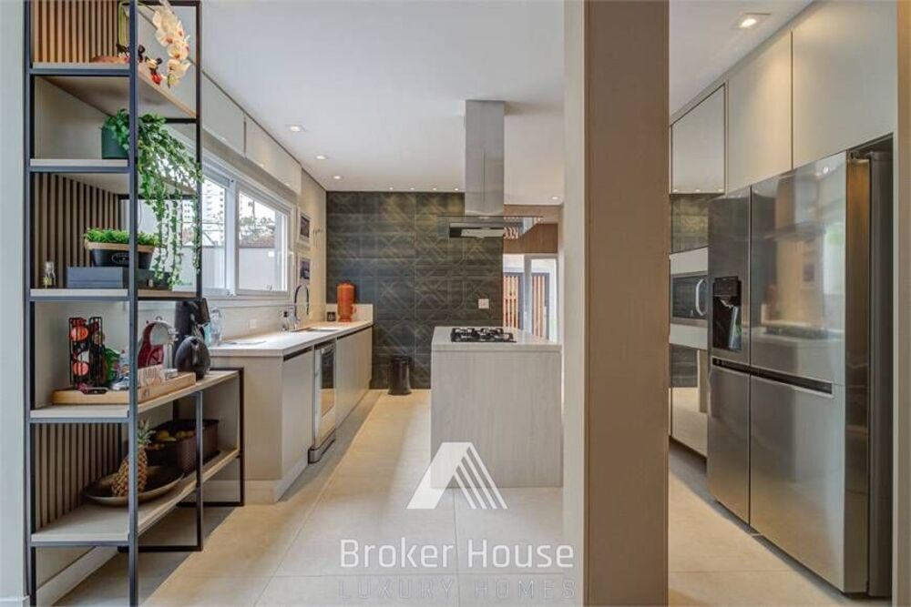 Casa, 4 quartos, 247 m² - Foto 2