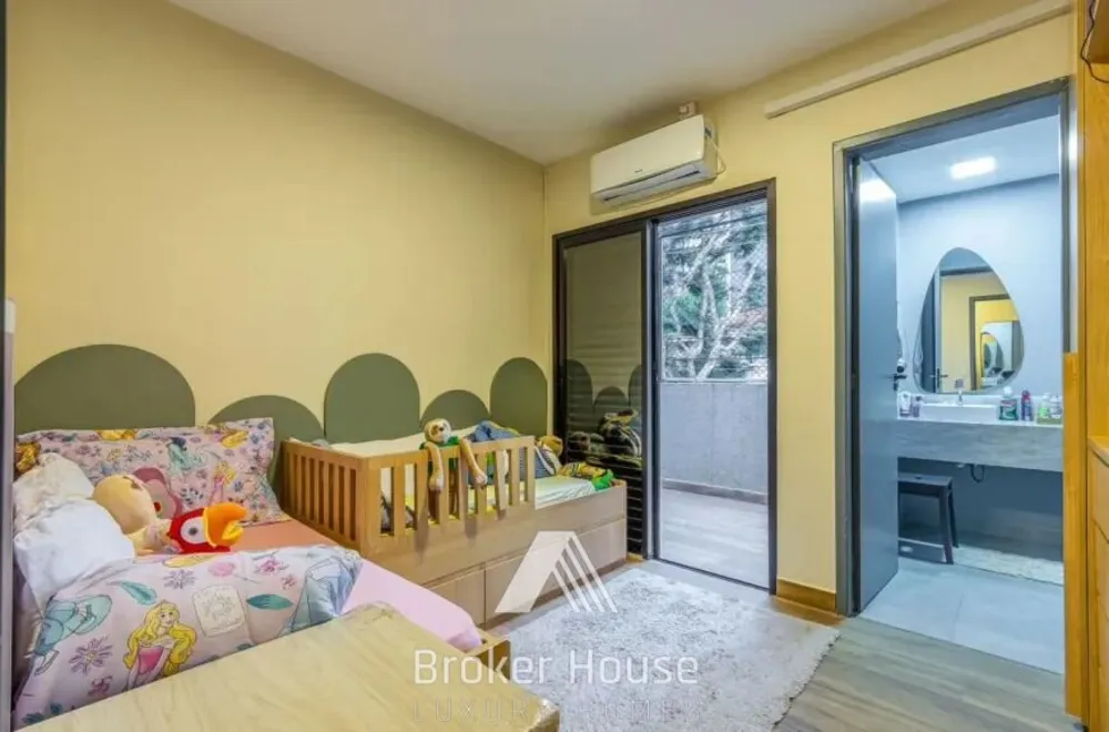 Casa, 3 quartos, 200 m² - Foto 1