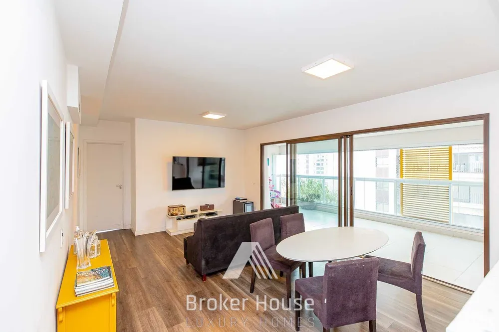 Apartamento, 3 quartos, 137 m² - Foto 2
