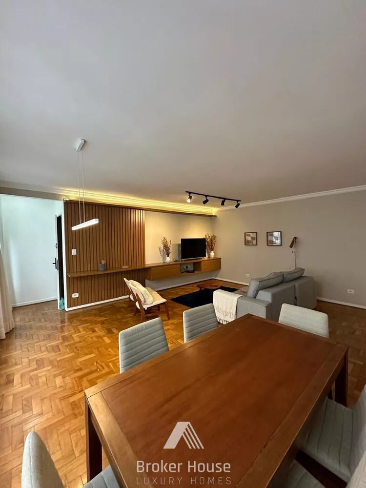 Apartamento à venda com 3 quartos, 134m² - Foto 4